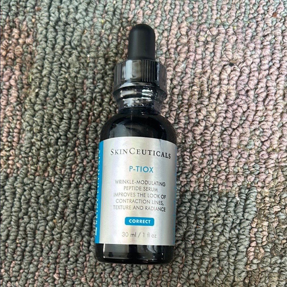 SkinCeuticals P-Tiox Wrinkle-Modulating Peptide Serum - Black